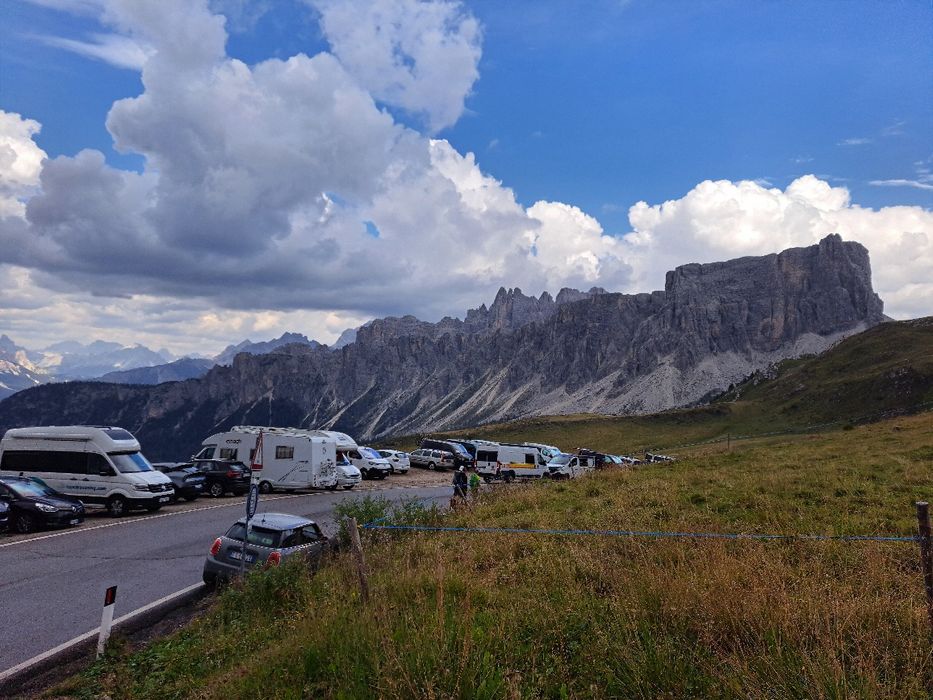 Здається кімната в квартирі