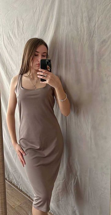 Облягаюча сукня міді  від Primark