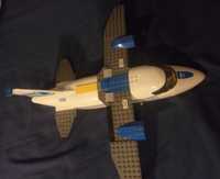 Lego - duży samolot policyjny - niekompletny - bez podwozia