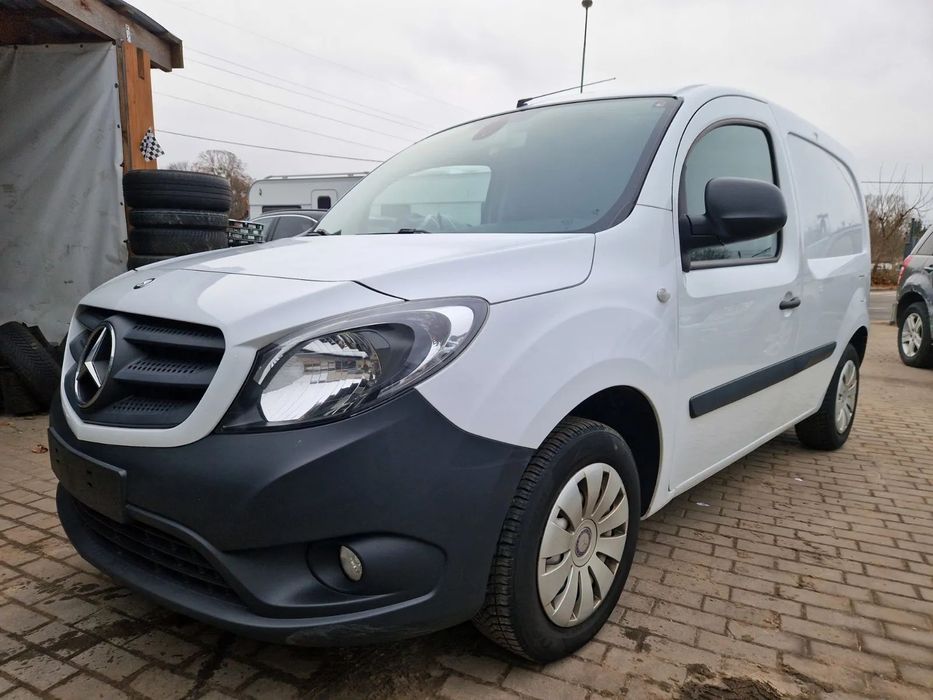 Mercedes-Benz Citan  Delikatnie uszkodzony,technicznie super!