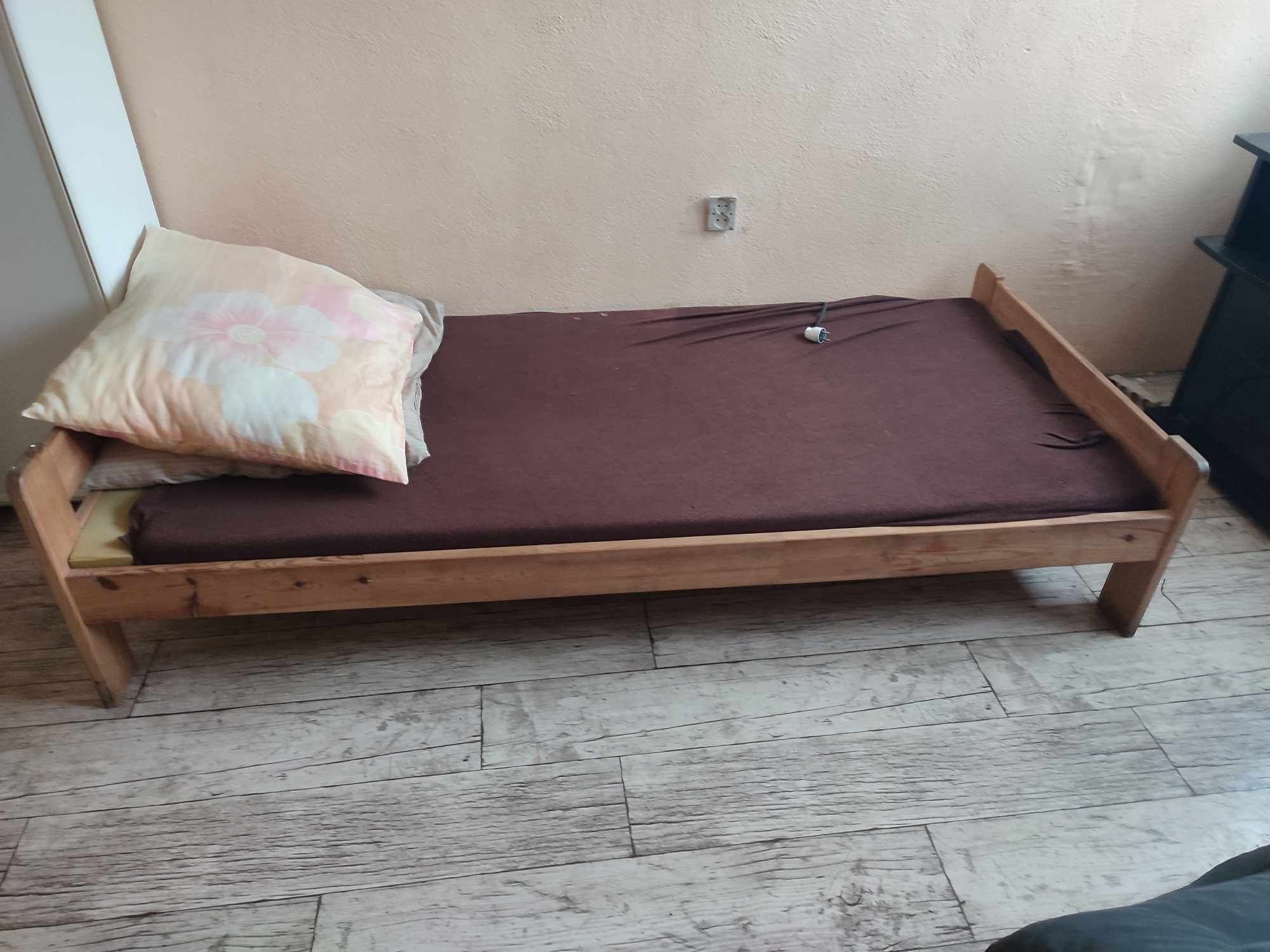 Łóżka jednoosobowe 9 sztuk