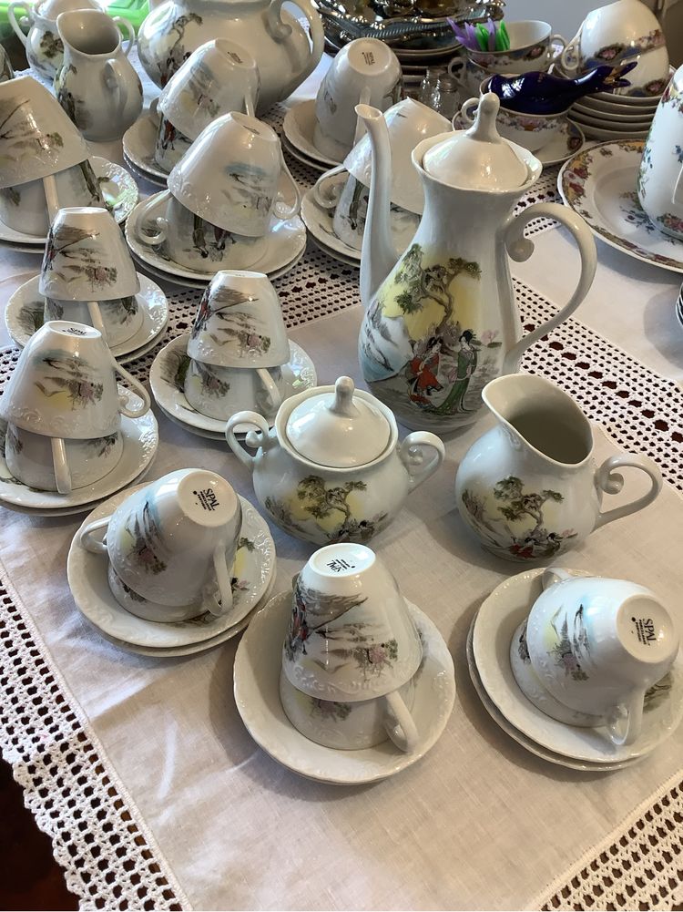Conjunto de louca de jantar e cafe novo