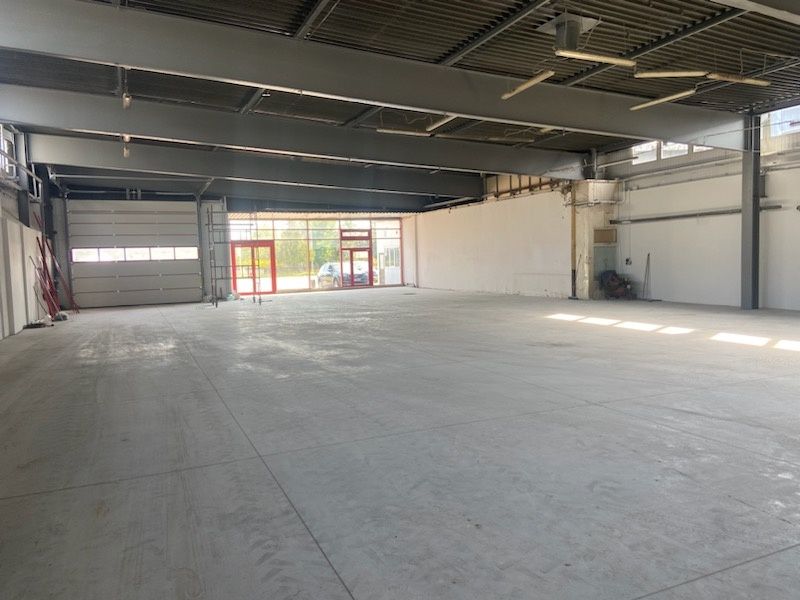 LOKAL handlowy  usługowy magazynowy  1000m2  SIEDLCE