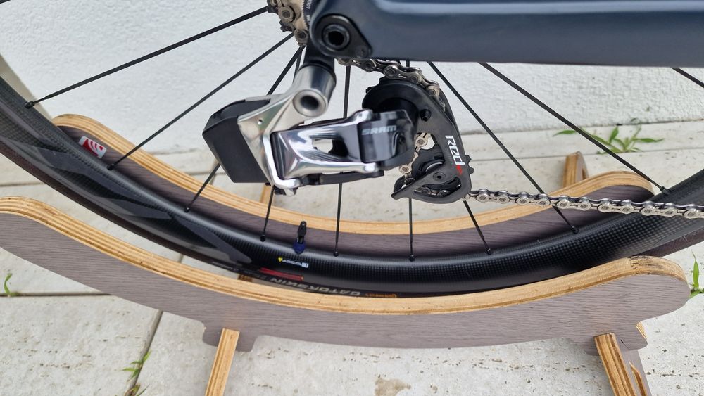 Rower szosowy BMC teammachine SLR 01 disc full sram red etap r.61
