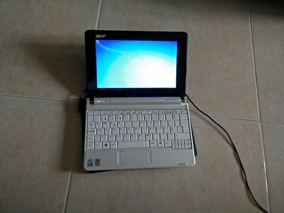 Vendo Portátil ACER Aspire One