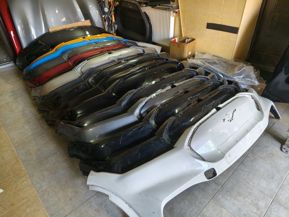 Бампер Ford Mustang Mach E