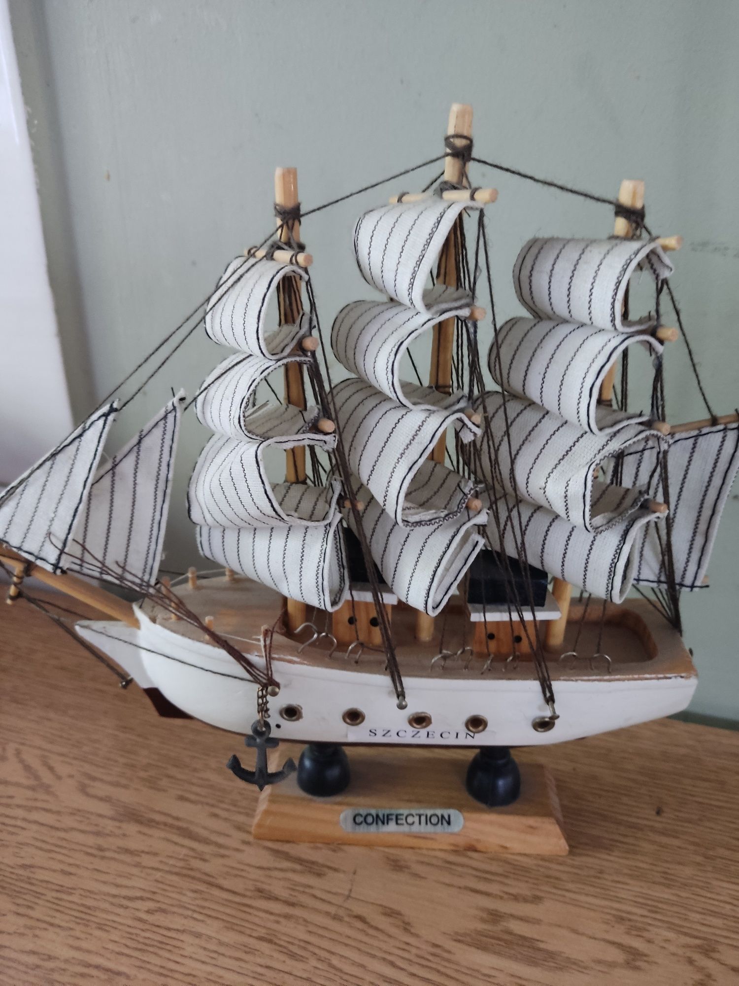 Model żaglowca drewniany