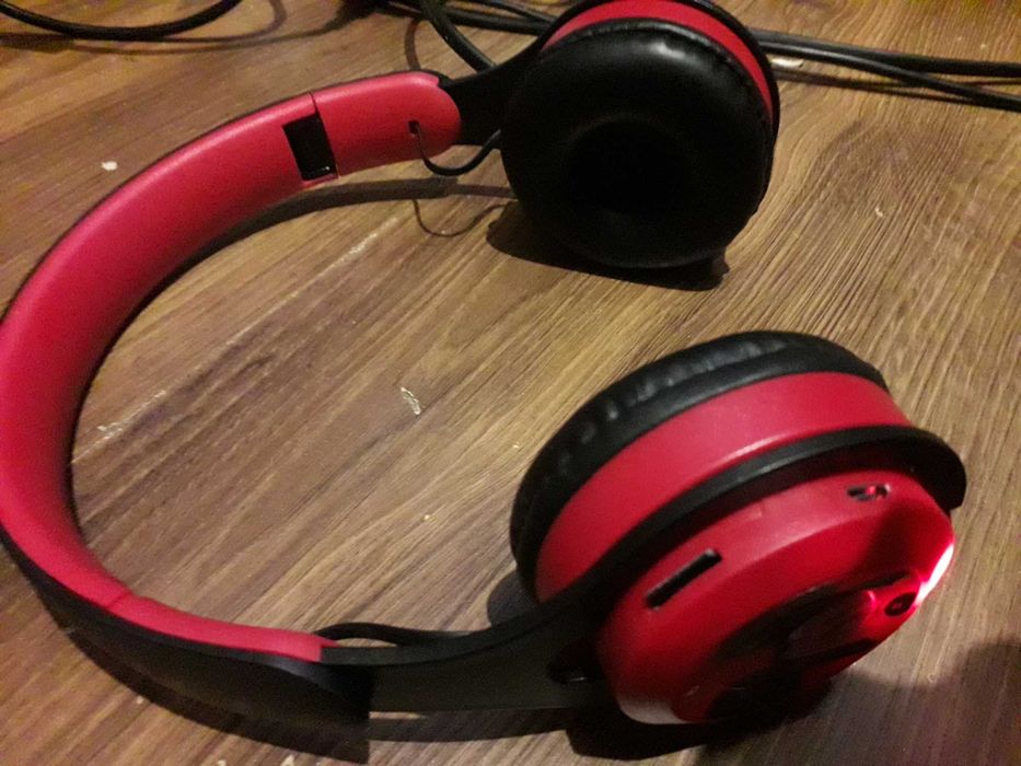 słuchawki nauszne na karte pamięci