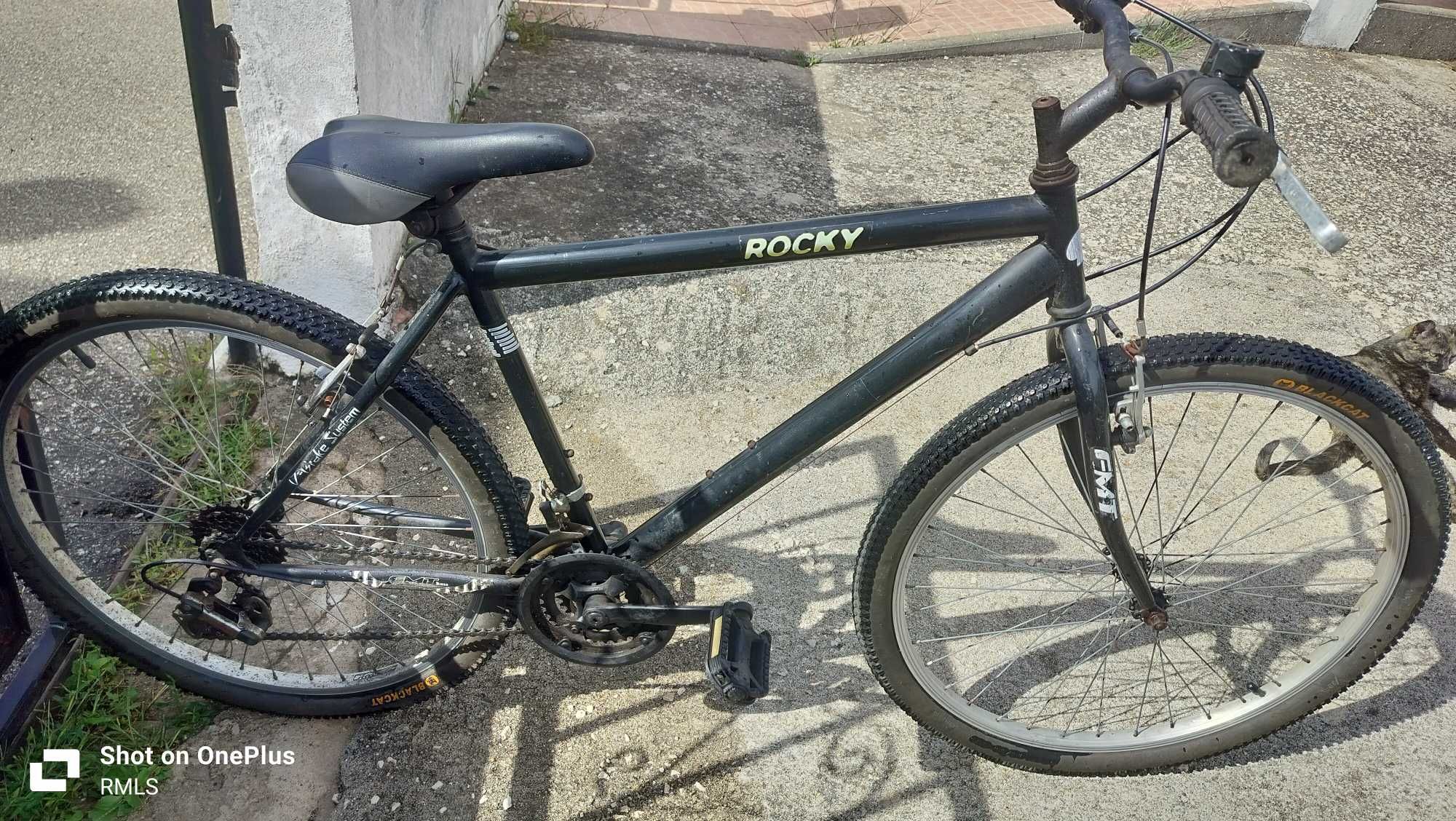 Bicicleta usada em bom estado