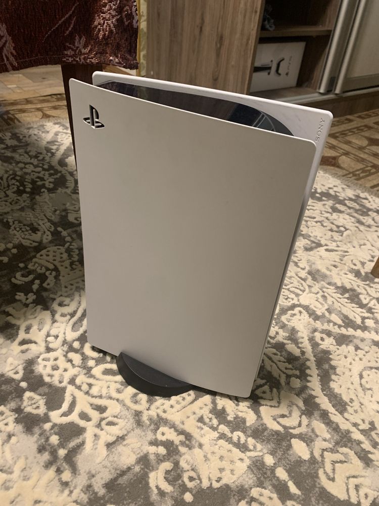 Продам PlayStation 5