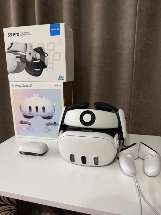 Meta Quest 3 (512GB) у стані нового + преміум-тримач BOBOVR S3 Pro