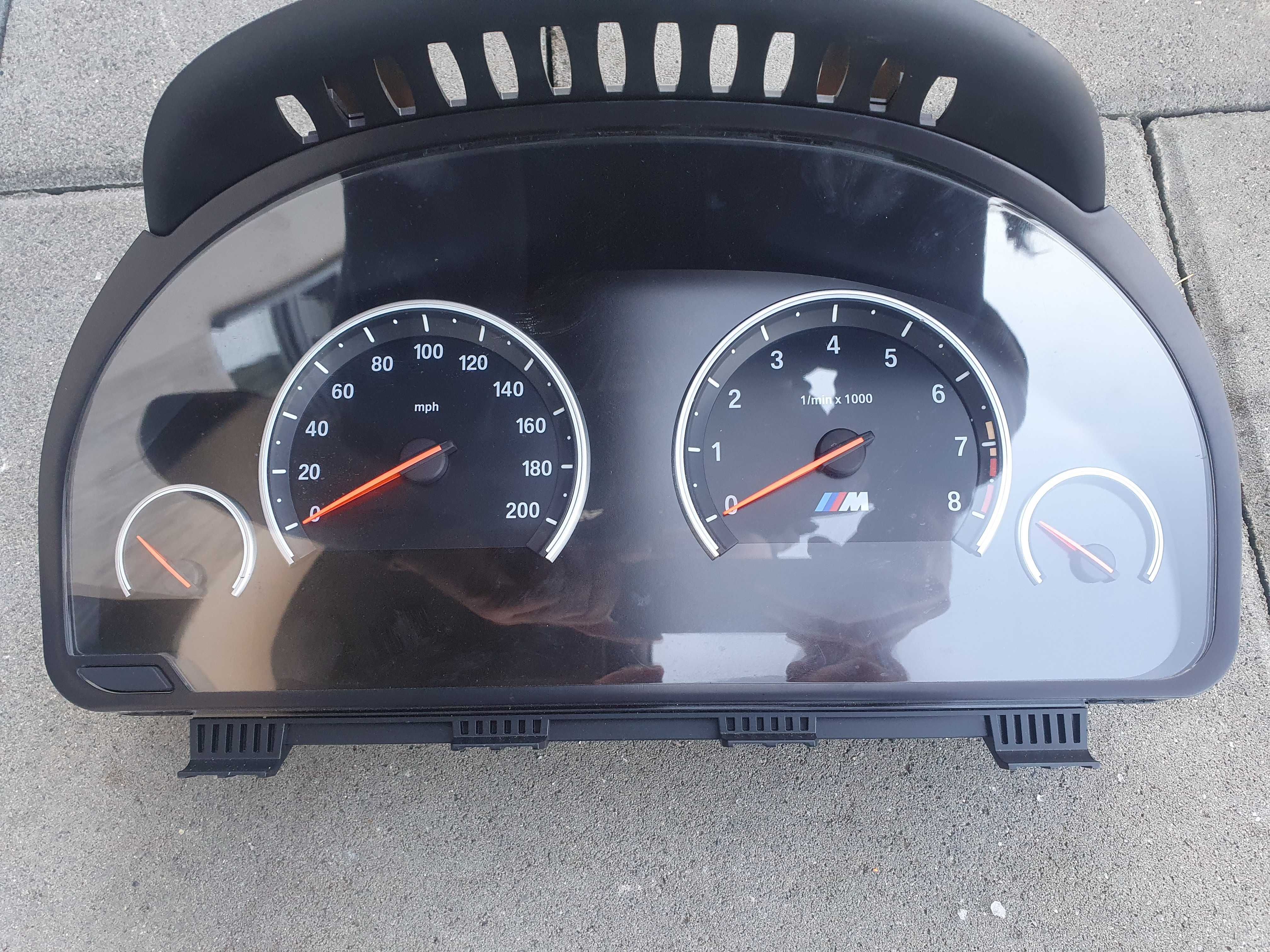 Licznik Zegar bmw m5 f10 m6 f06 f12 f13 v8 4.4 560km