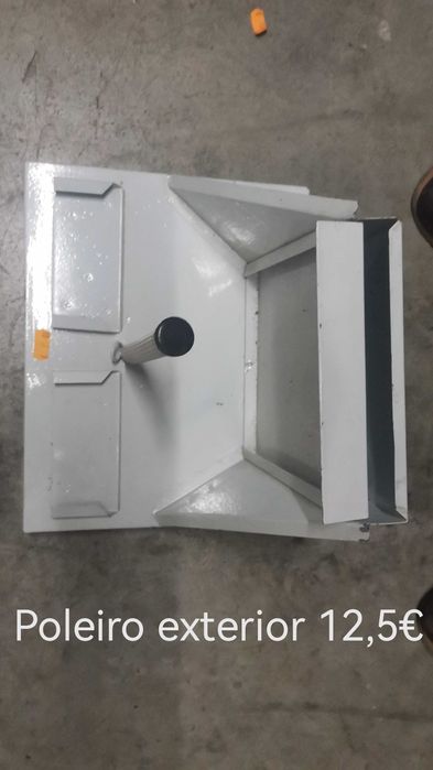 Comedouros para papagaio