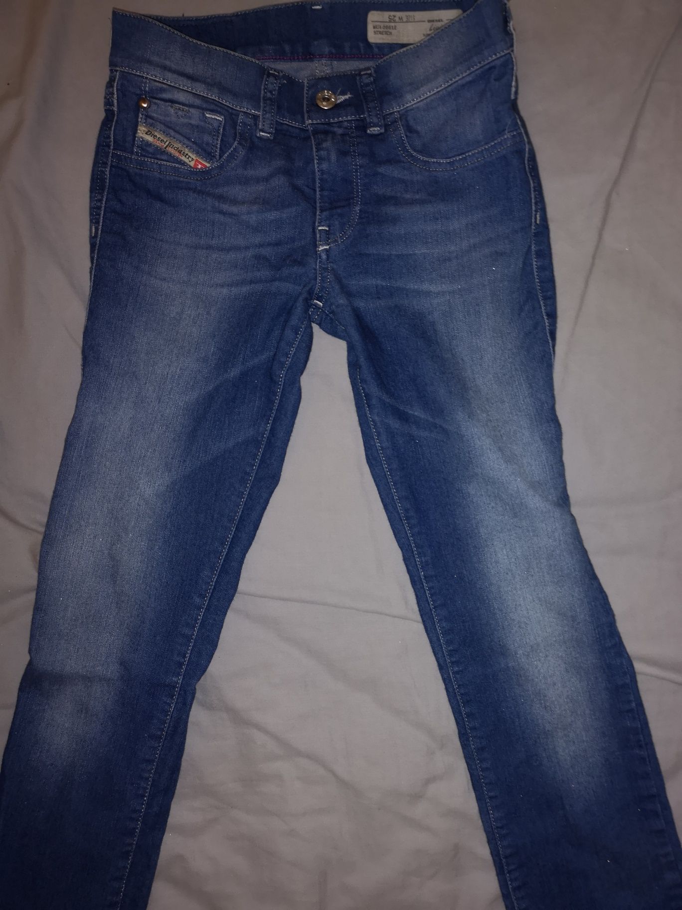 Diesel Jeansy W 25