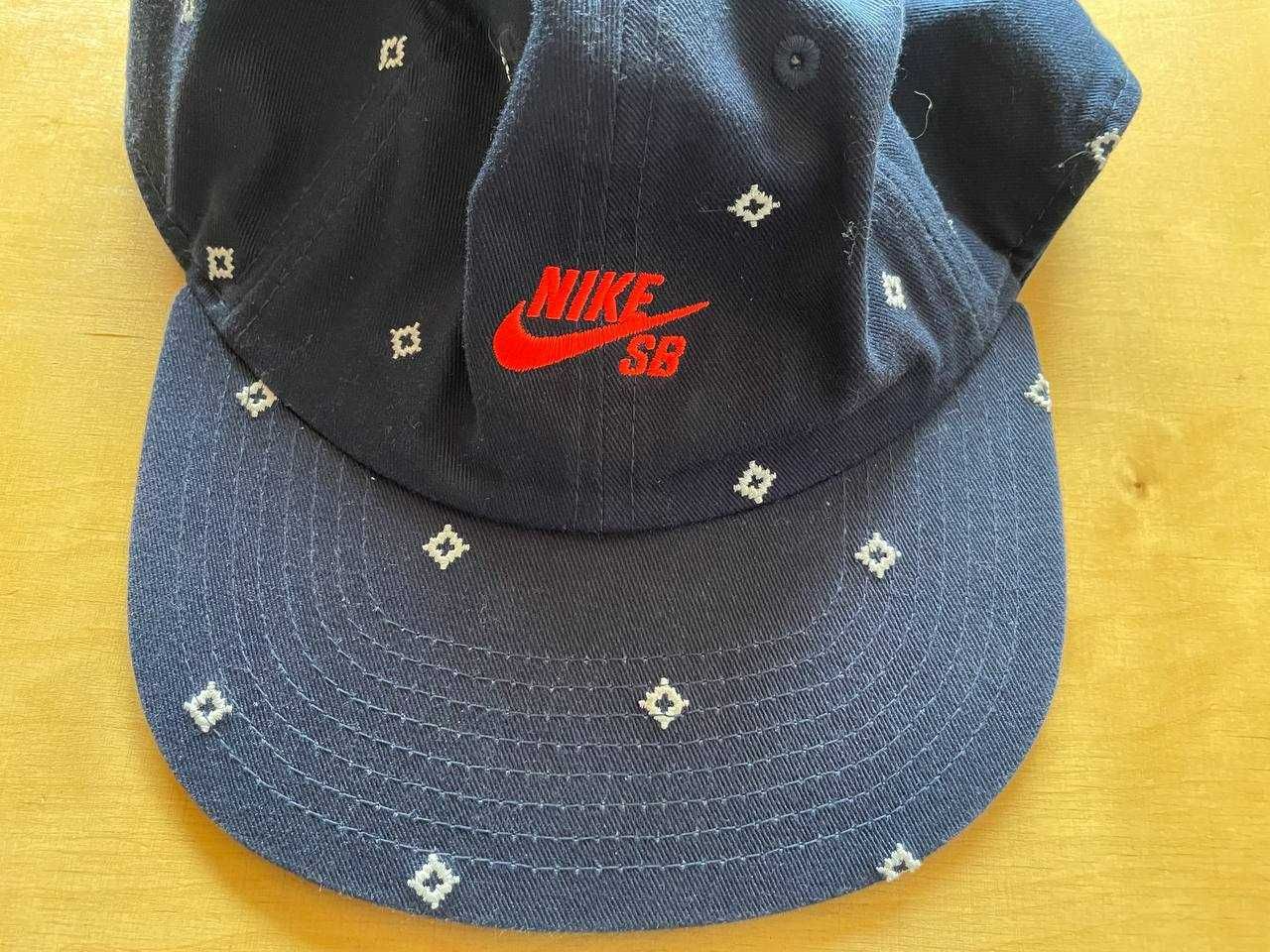Продам кепка Nike SB