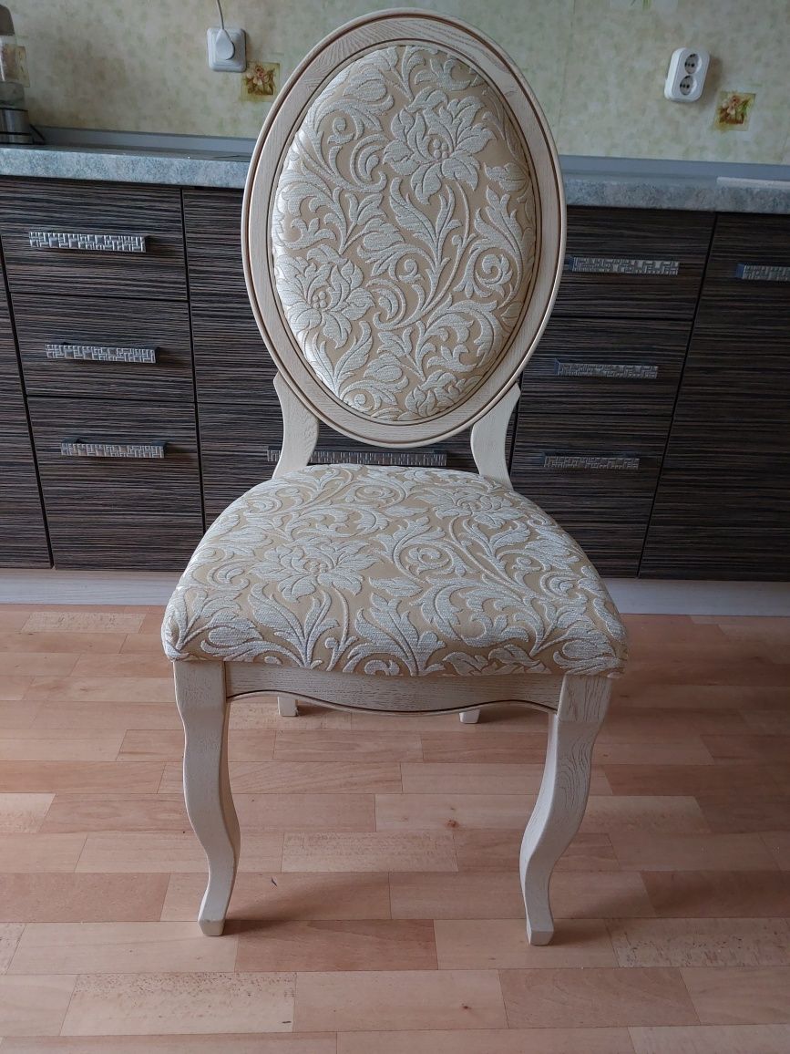 Новий дерев'яний стілець LisMaster в класичному стилі для вітальні,їда