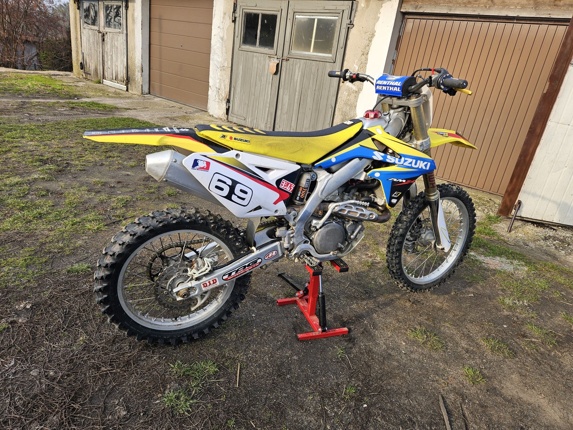 Suzuki RMZ 450 Zamiana