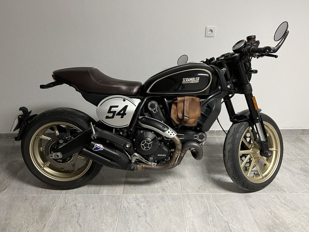 Ducati Scrambler Cafe Racer