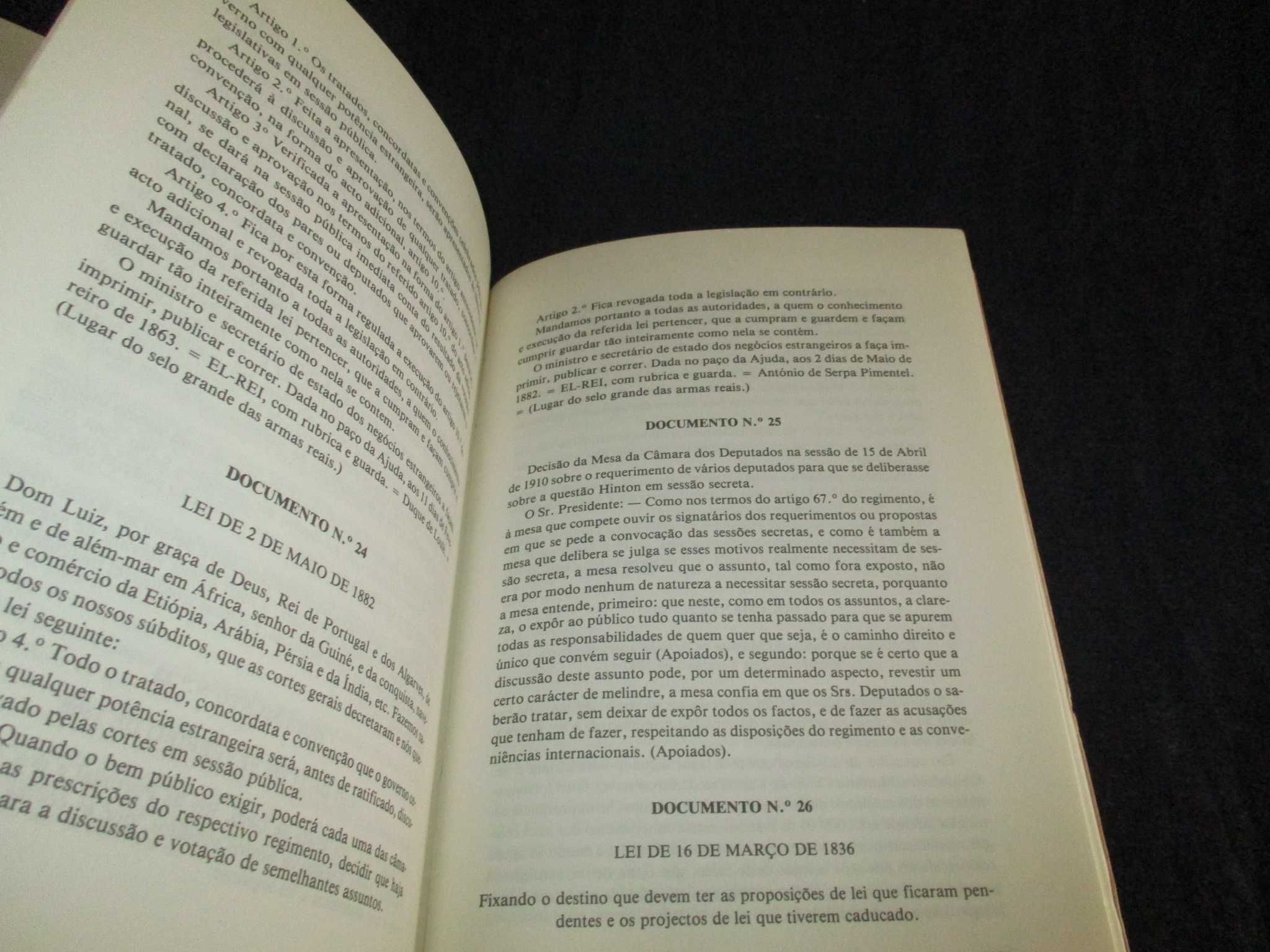 Livro Monarquia Constitucional Manuel Pinto dos Santos