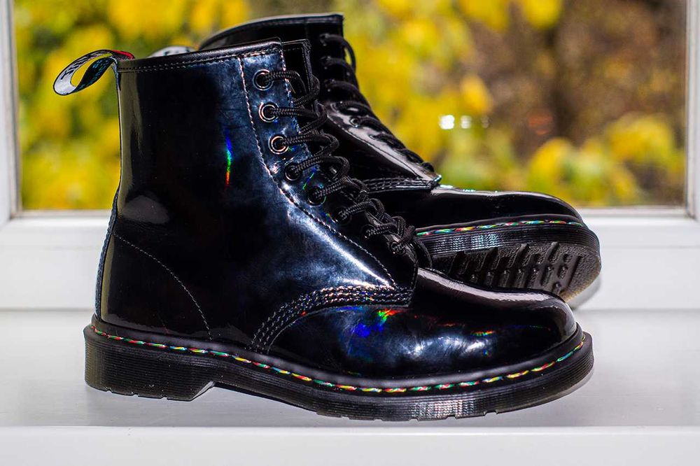 Черевики Dr. Martens Rainbow Patent Lamper 1460 Ws Black 42 р оригінал