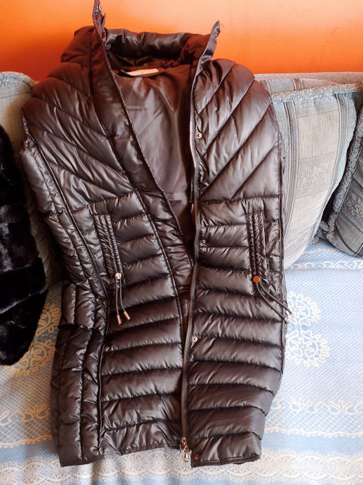 Bezrękawnik a La Kurtka płaszcz z kapturem