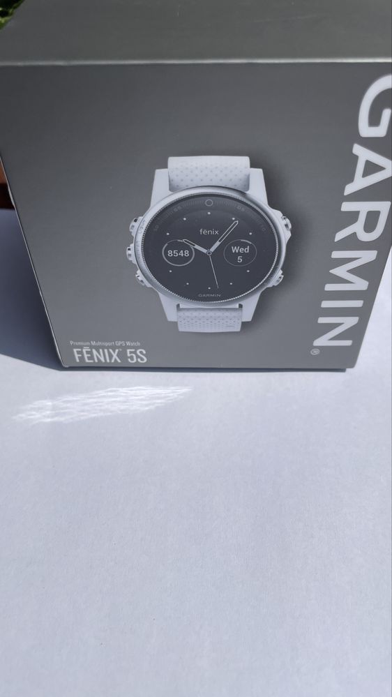 GARMIN  Fenix 5S