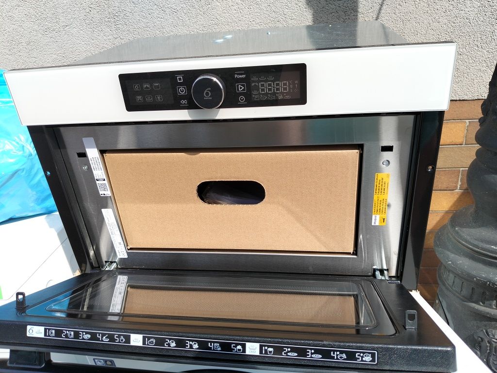 Nowa mikrofalówka do zabudowy Whirlpool