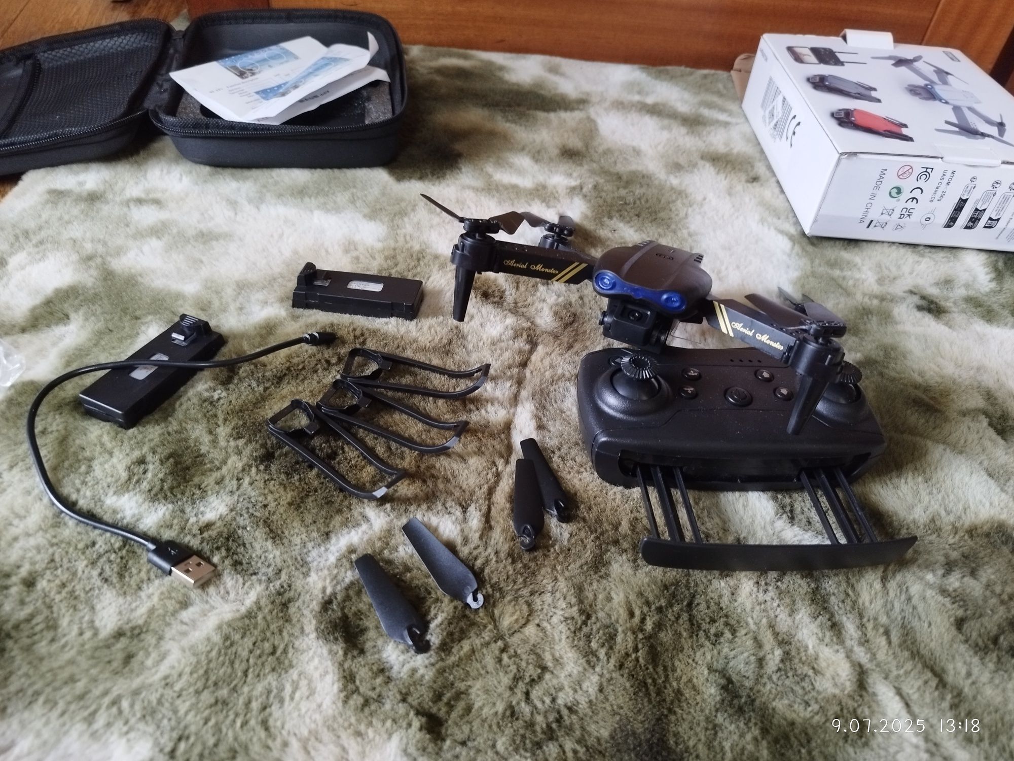 Dron E99pro z kamerką