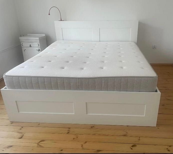 Łóżko Ikea Brimnes
