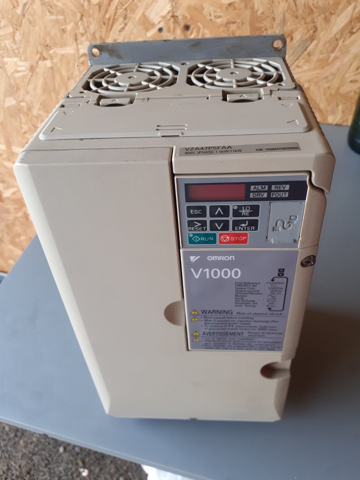 Частотник omron V1000