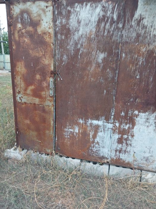 Продам металевий сарай