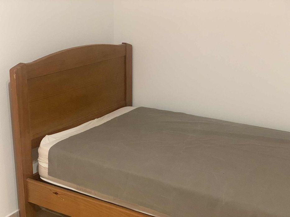 Camas solteiro vendo