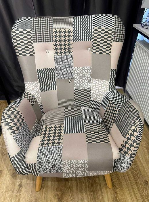 Zestaw 2 x fotel uszak patchwork na drewnianej nodze