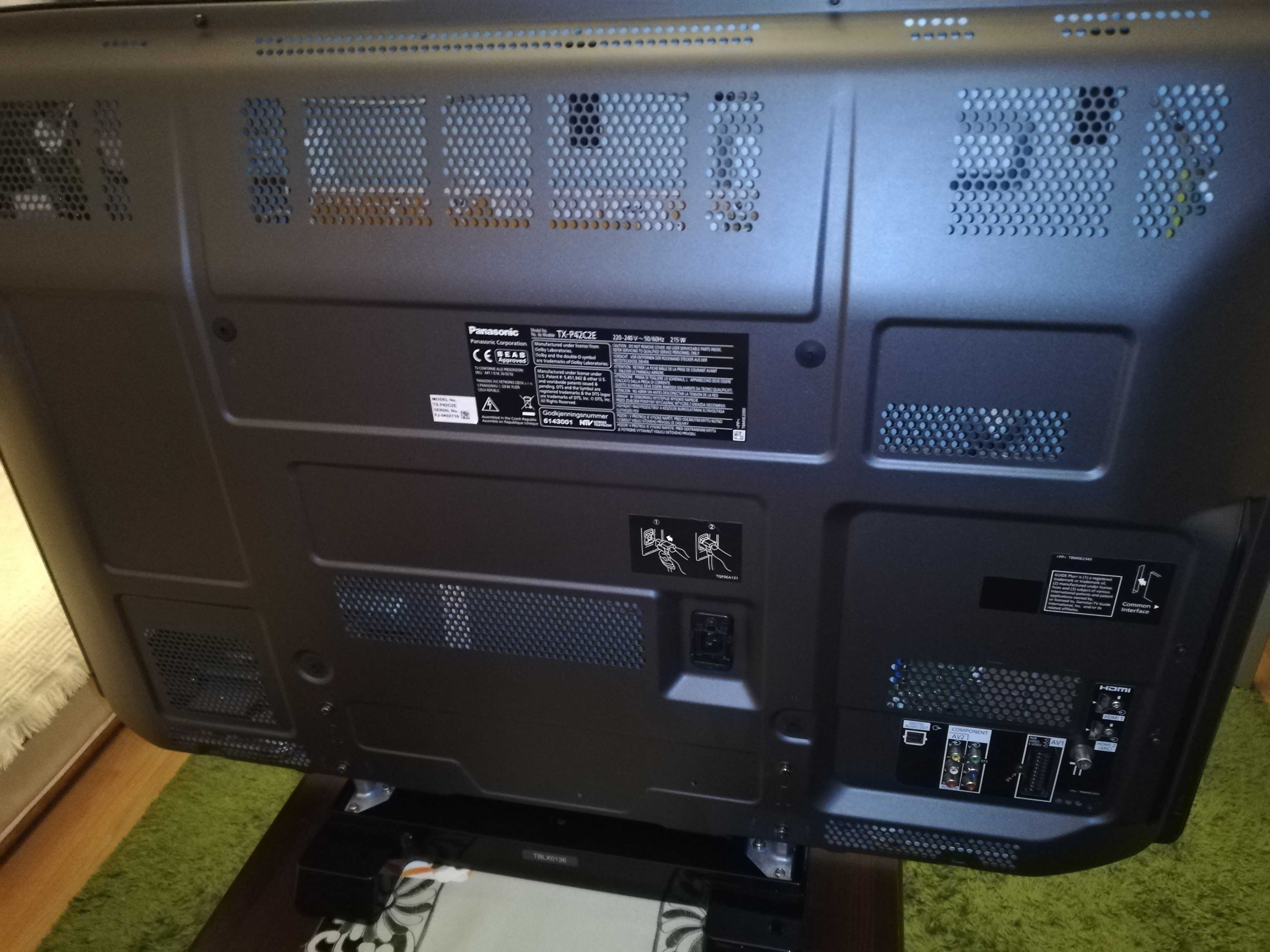 Telewizor Panasonic Viera 42" TX-P42C2E