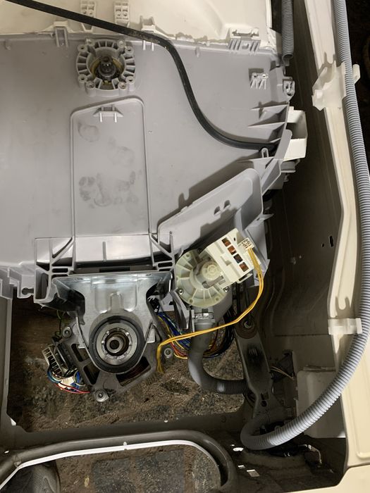 Майстер по ремонту пральних машин