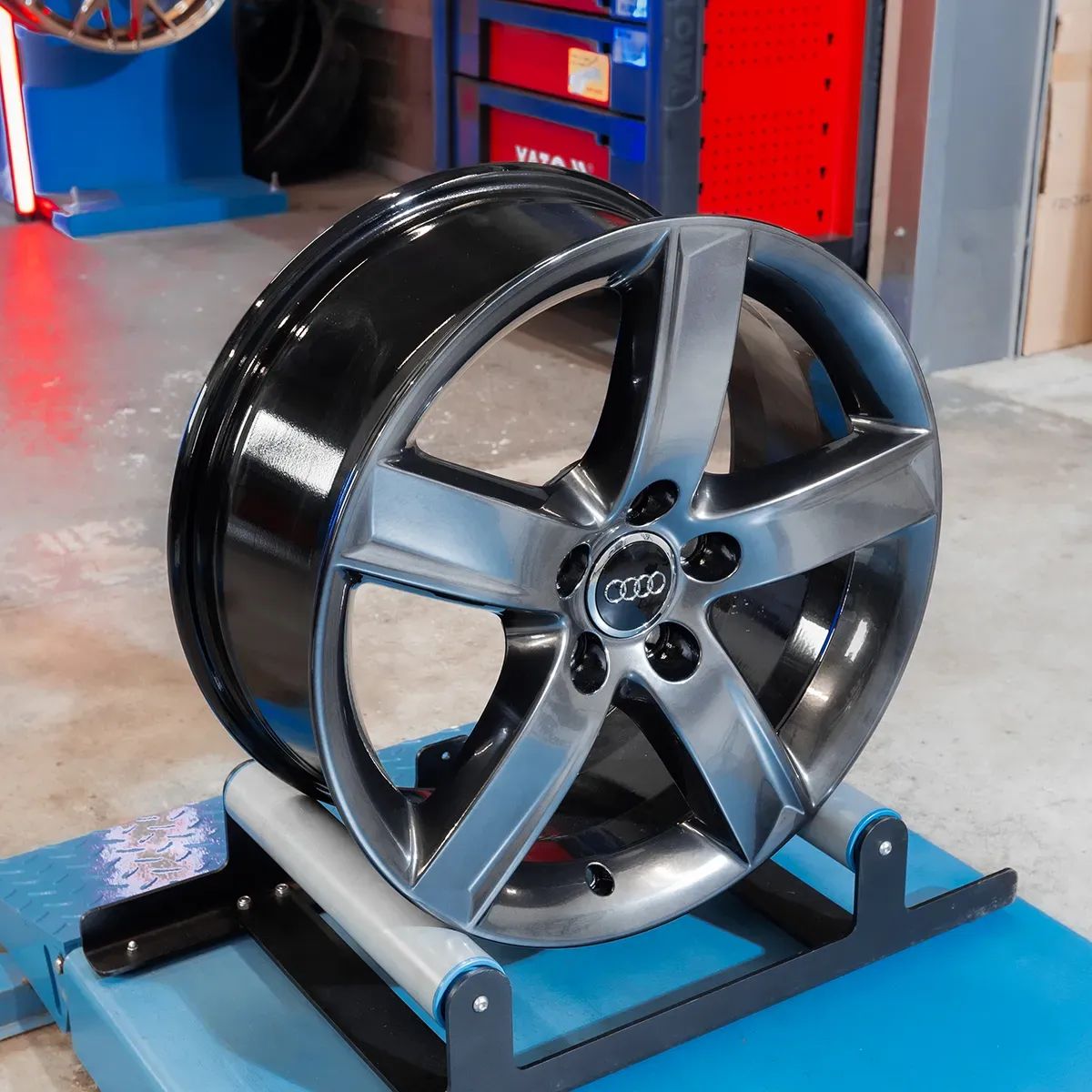 Oryginalne Felgi Audi 17 A3 A4 A6 A8 Q2 Q3 Q5 TT