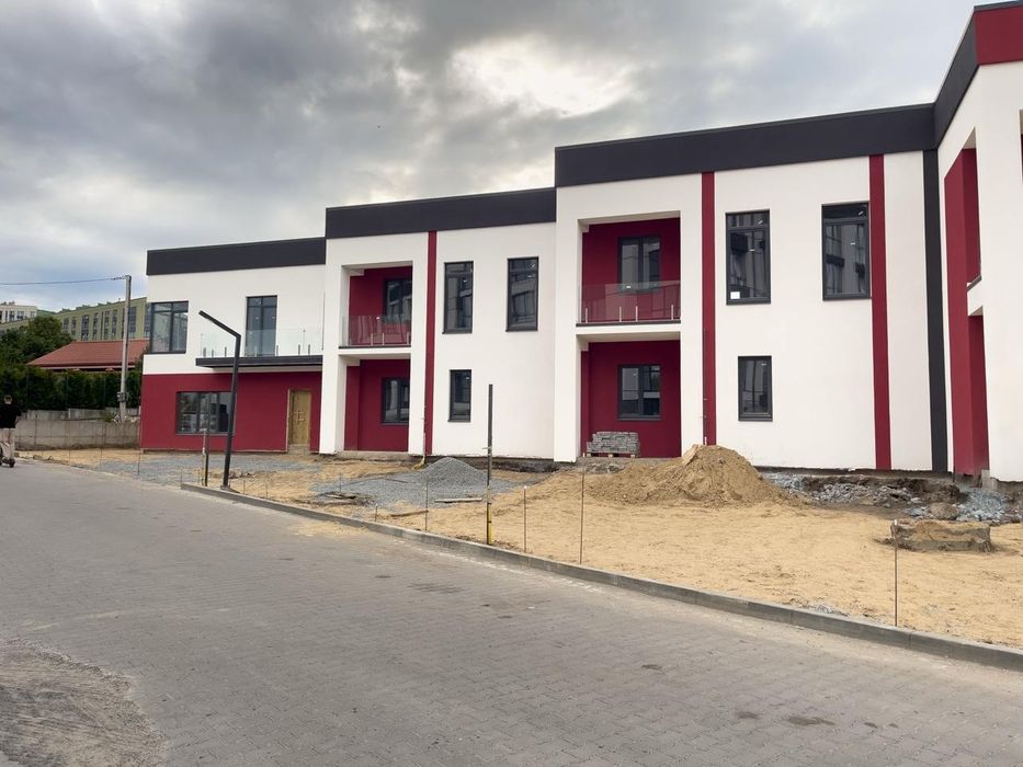 Ексклюзивний котедж з міськими мережами!