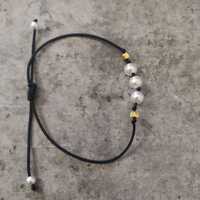 Bransoletka minimalistyczna z perełkami i złotymi koralikami