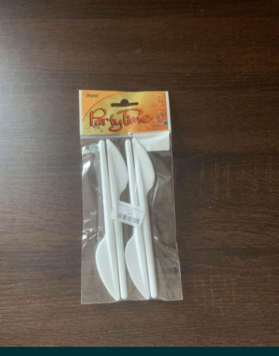 Plastikowe białe nożyki 12szt