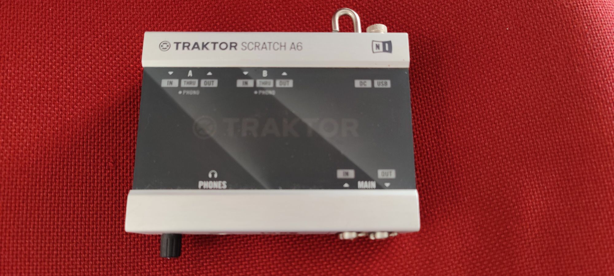 Traktor audio 6 native instruments