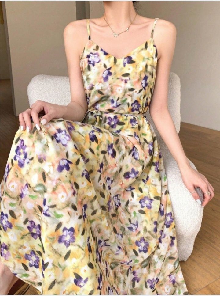 Elegancka sukienka długa kwiaty L