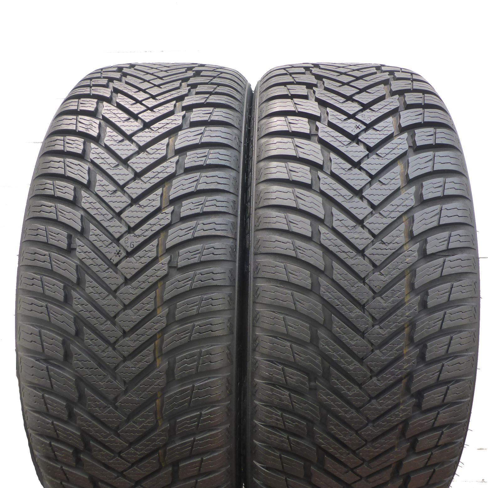 205/45/17 Nokian 205/45R17 88V XL Weatherproof Wielosezon 2018 8mm