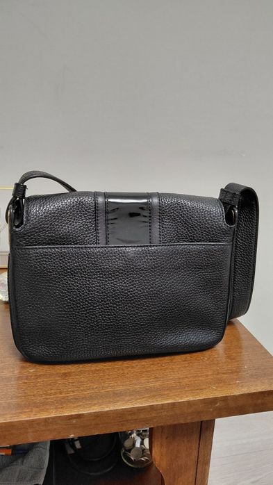 Чорна шкіряна сумка Michael Kors