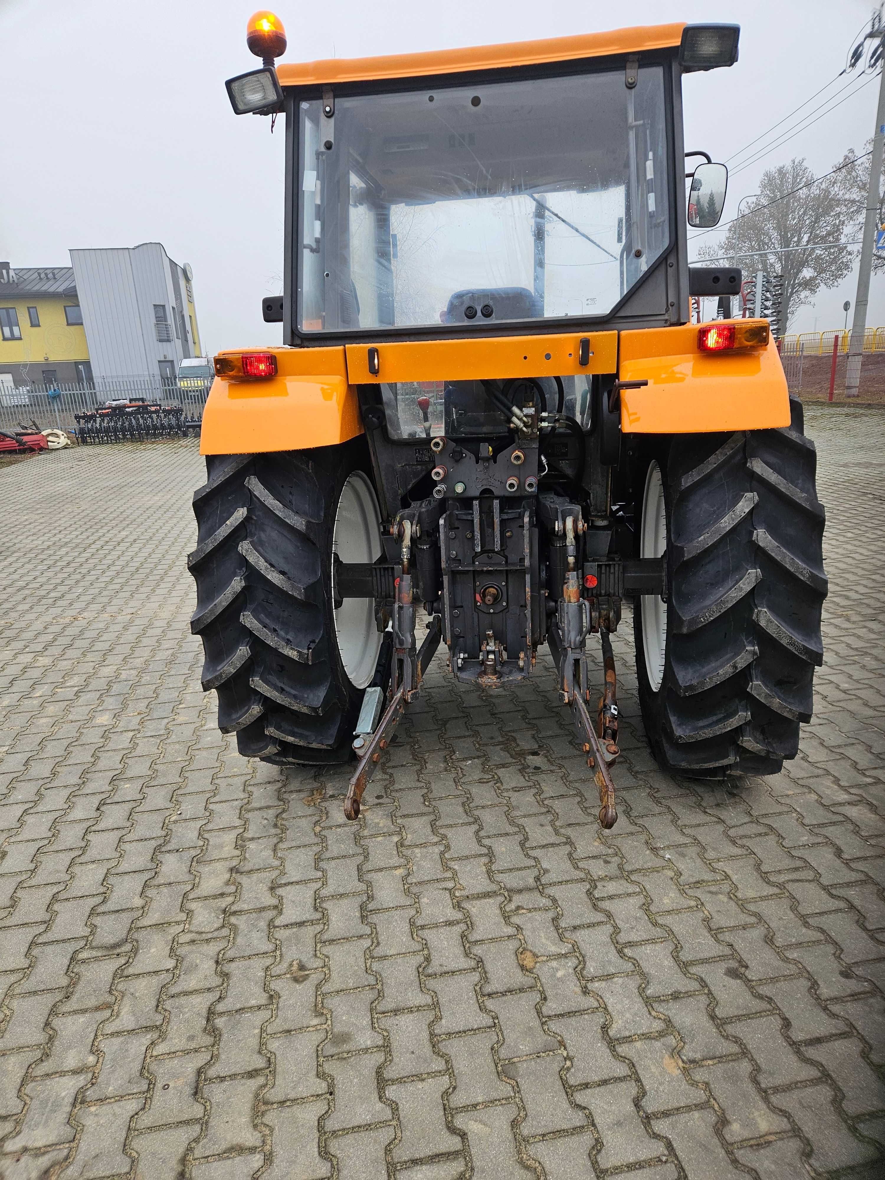 Renault Ceres 335