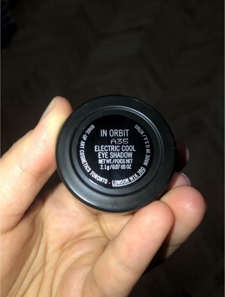 Тени mac eye shadow electric cool in orbit