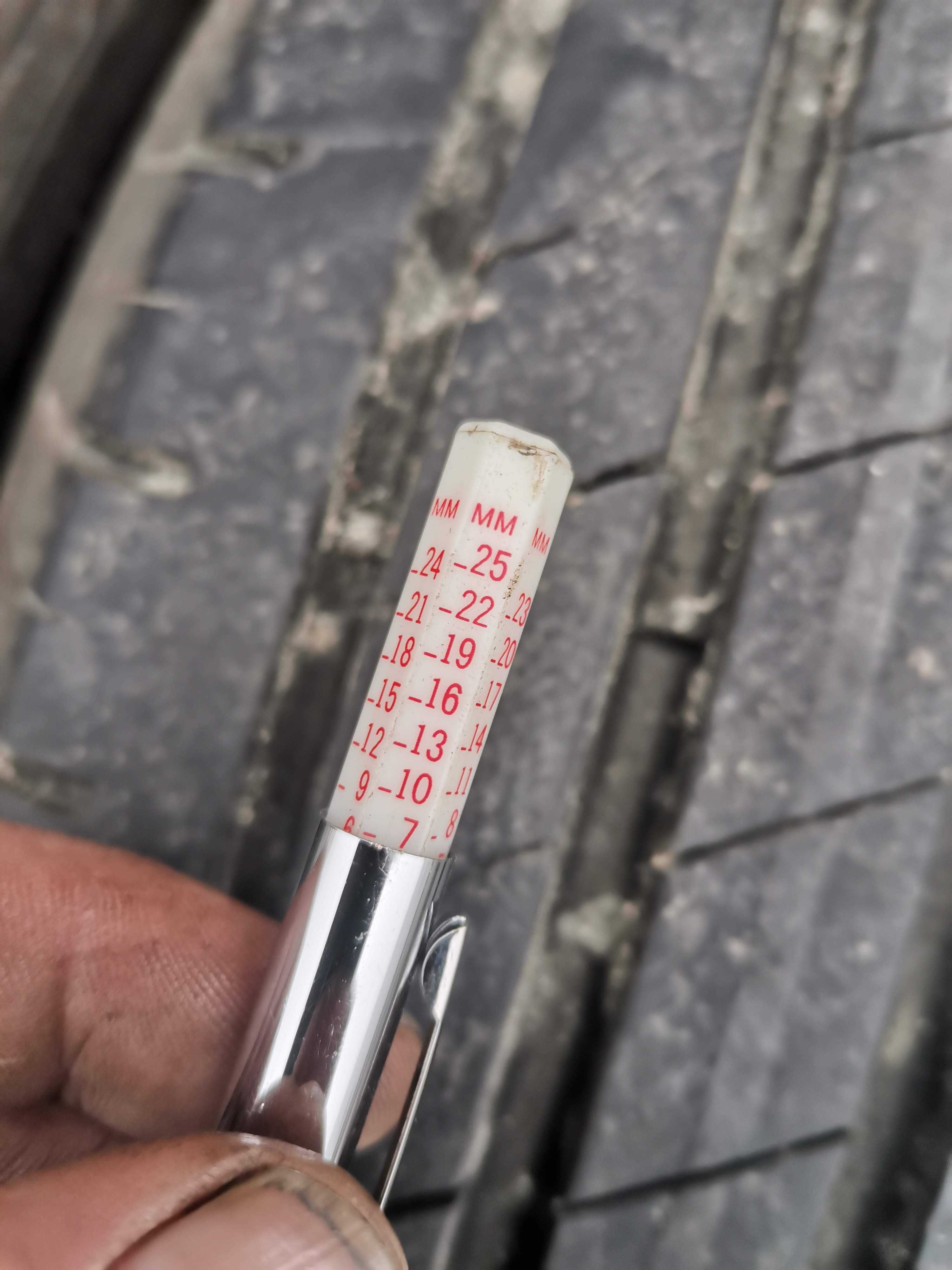 4 Opony  letnie Goodyear EfficientGrip 2 SUV 215/70 R16 100H