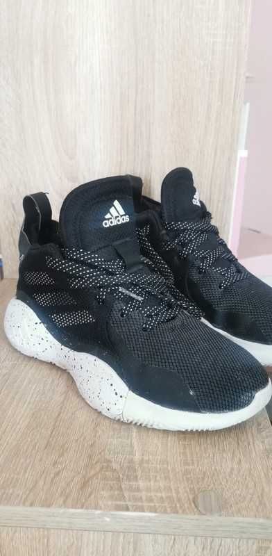 Buty Adidas (stan bardzo dobry, jak nowe)