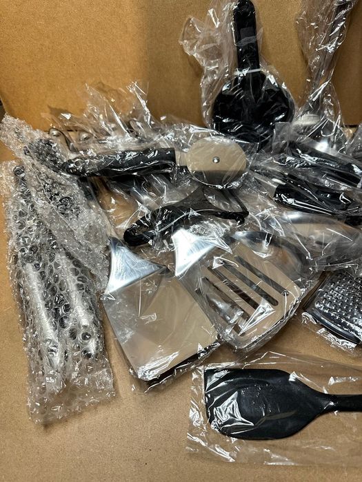 Zestaw przyborów kuchennych Home Hero 41 elementów.