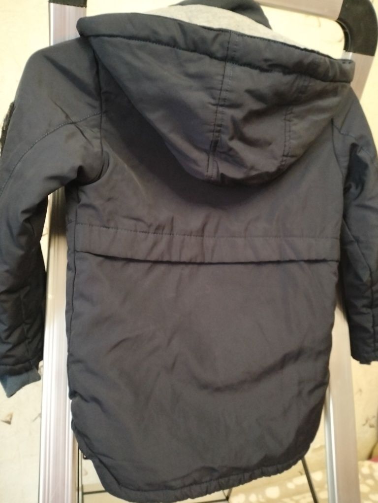 Продам куртку весна- осінь на зріст 110-122 см