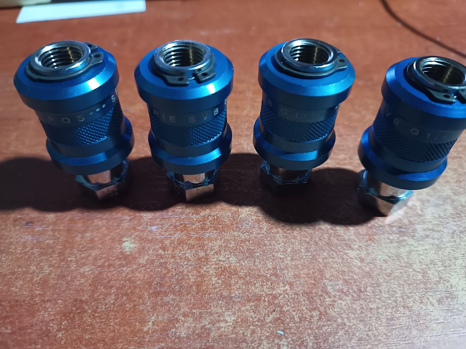 RECTUS SVB F14 Zawór suwakowy ręczny 3/2'' gwint wew. G1/4' 1szt